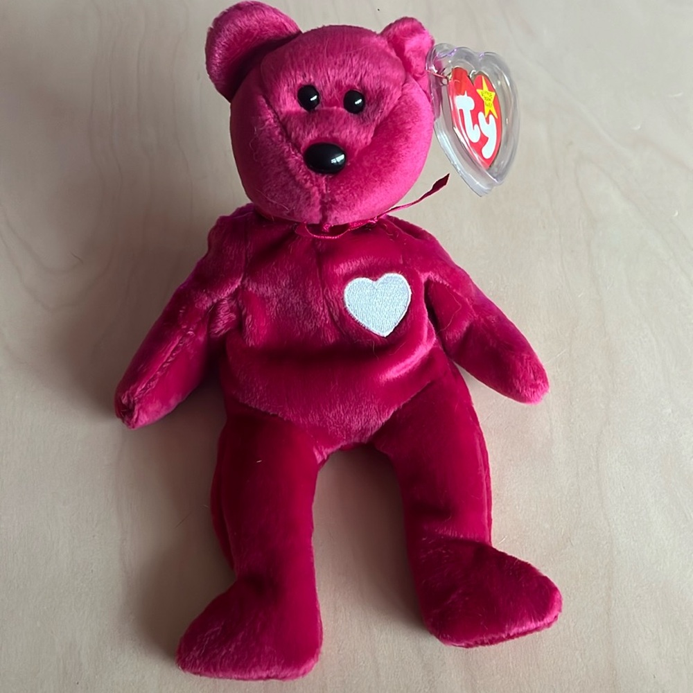 🔥3/$20 - Vintage TY Beanie Baby – Valentina the Bear (1998) – EUC with tag